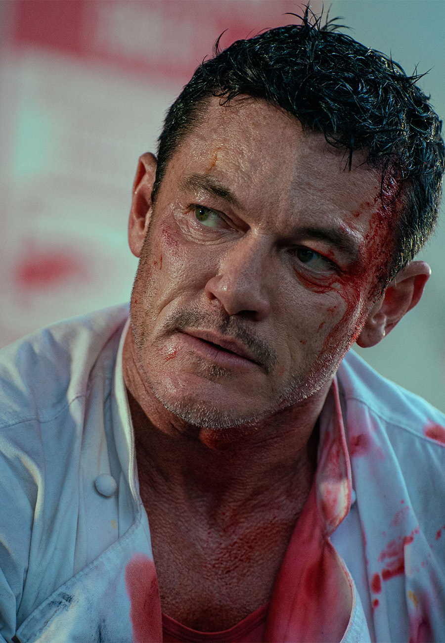 ルーク・エヴァンス（ジョン役）